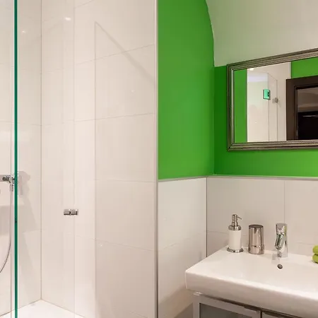 The House - Luxury Apartment