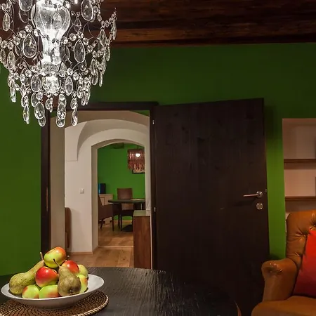 The House - Luxury Apartamento