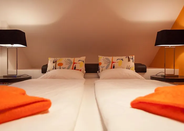 The House - Luxury *