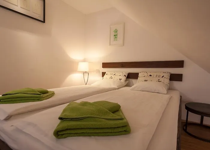 The House - Luxury *